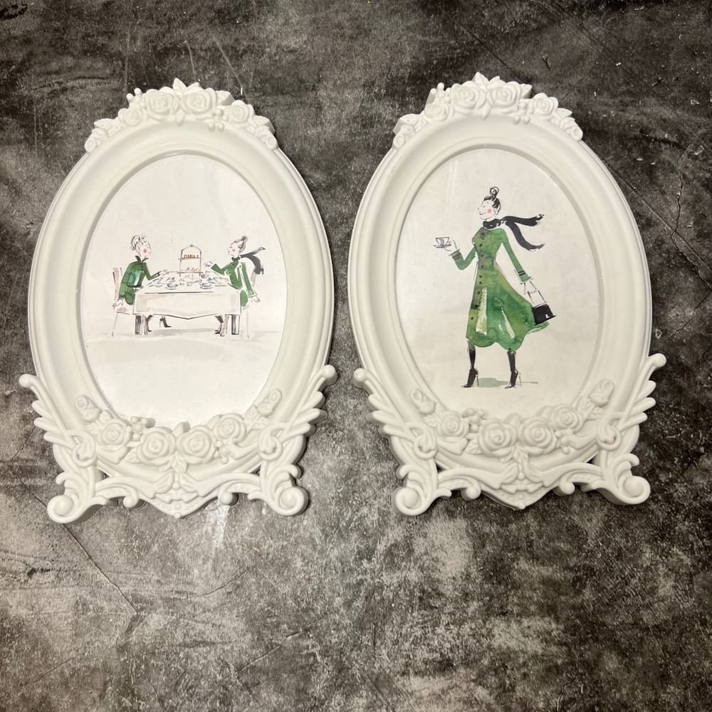 Shabby Chic Plastic Photo Picture Frames | Set of 2 | Retro